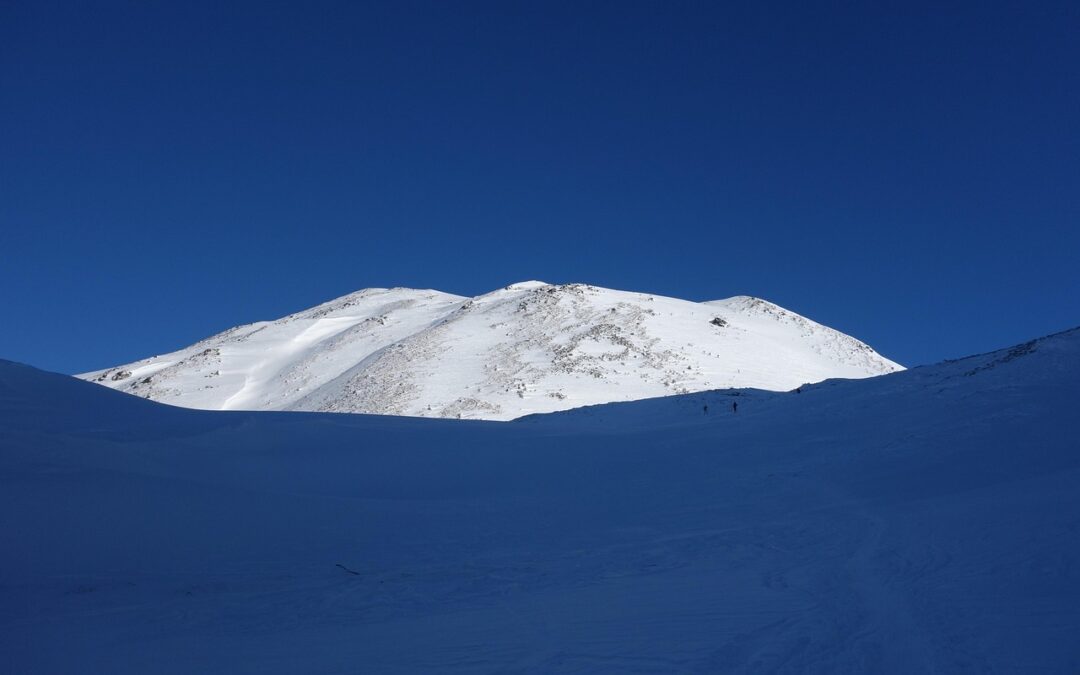 Steamboat Backcountry Skiing: Unleash The Powder Paradise: A Comprehensive Guide…