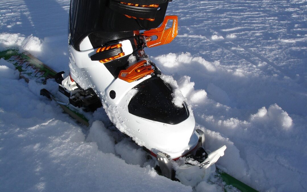 All-inclusive Snowcat Skiing Steamboat Springs – Powder Hounds, Gather Round!…