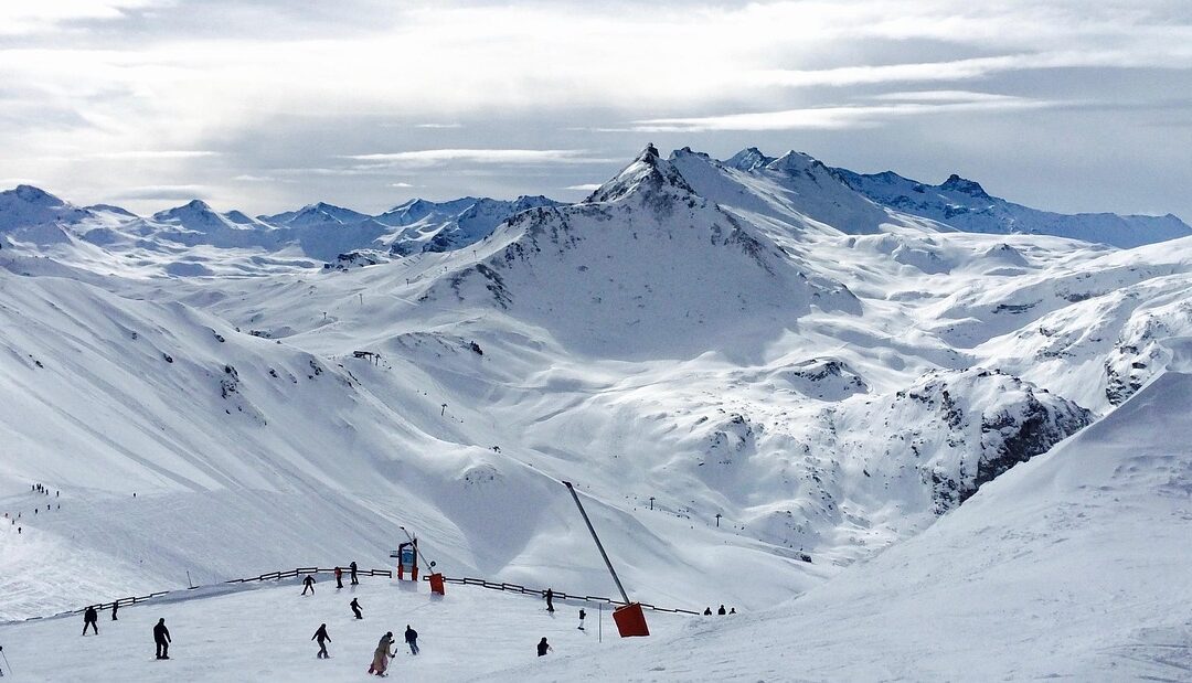All-inclusive Snowcat Skiing Steamboat Springs – “`html Quick Read: Your…